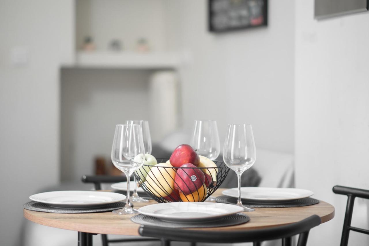 Cozy Cityscape Apartment In Athens Luaran gambar