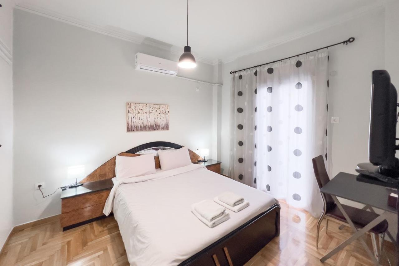 Cozy Cityscape Apartment In Athens Luaran gambar